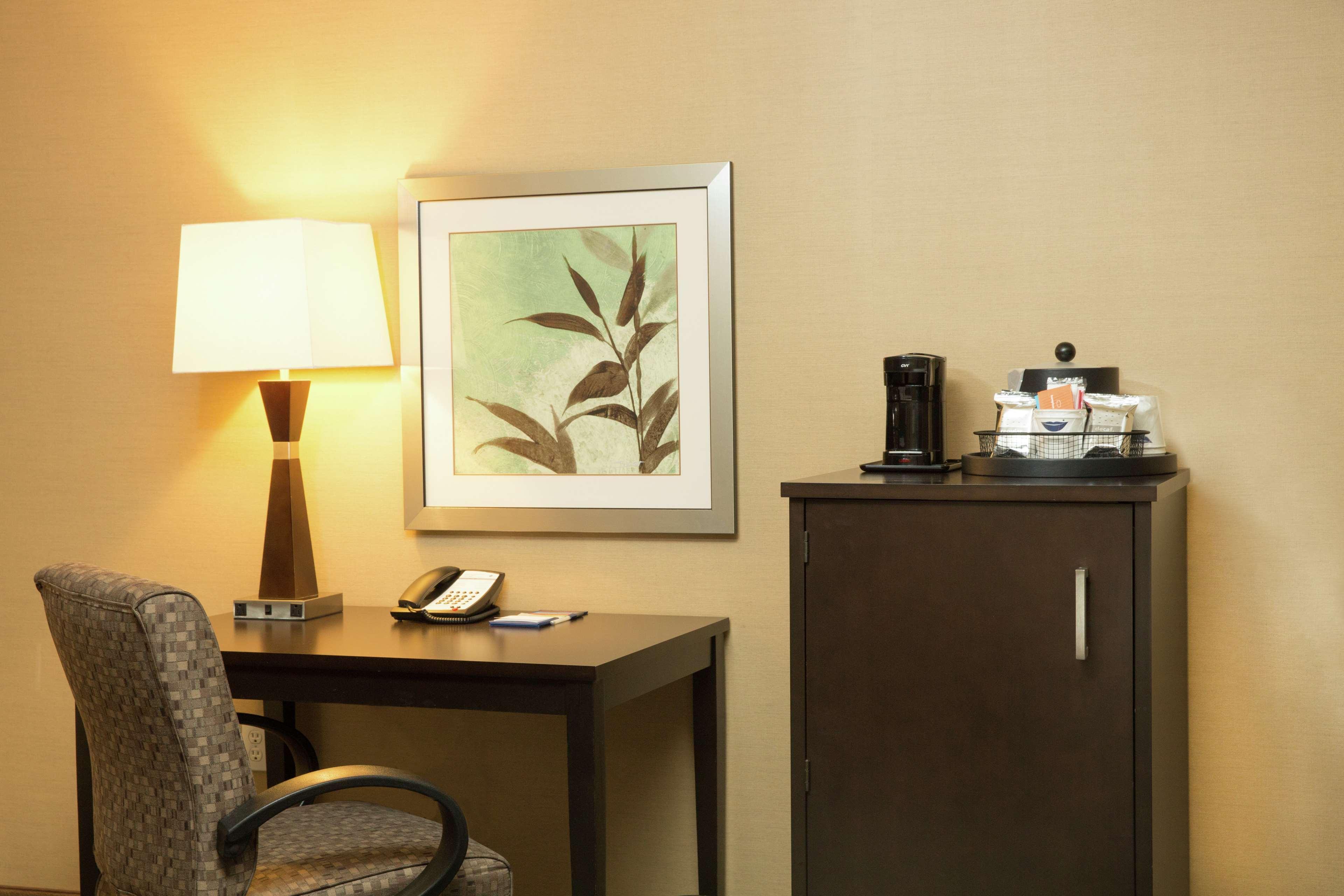 Hampton Inn & Suites Tacoma/Puyallup Bagian luar foto
