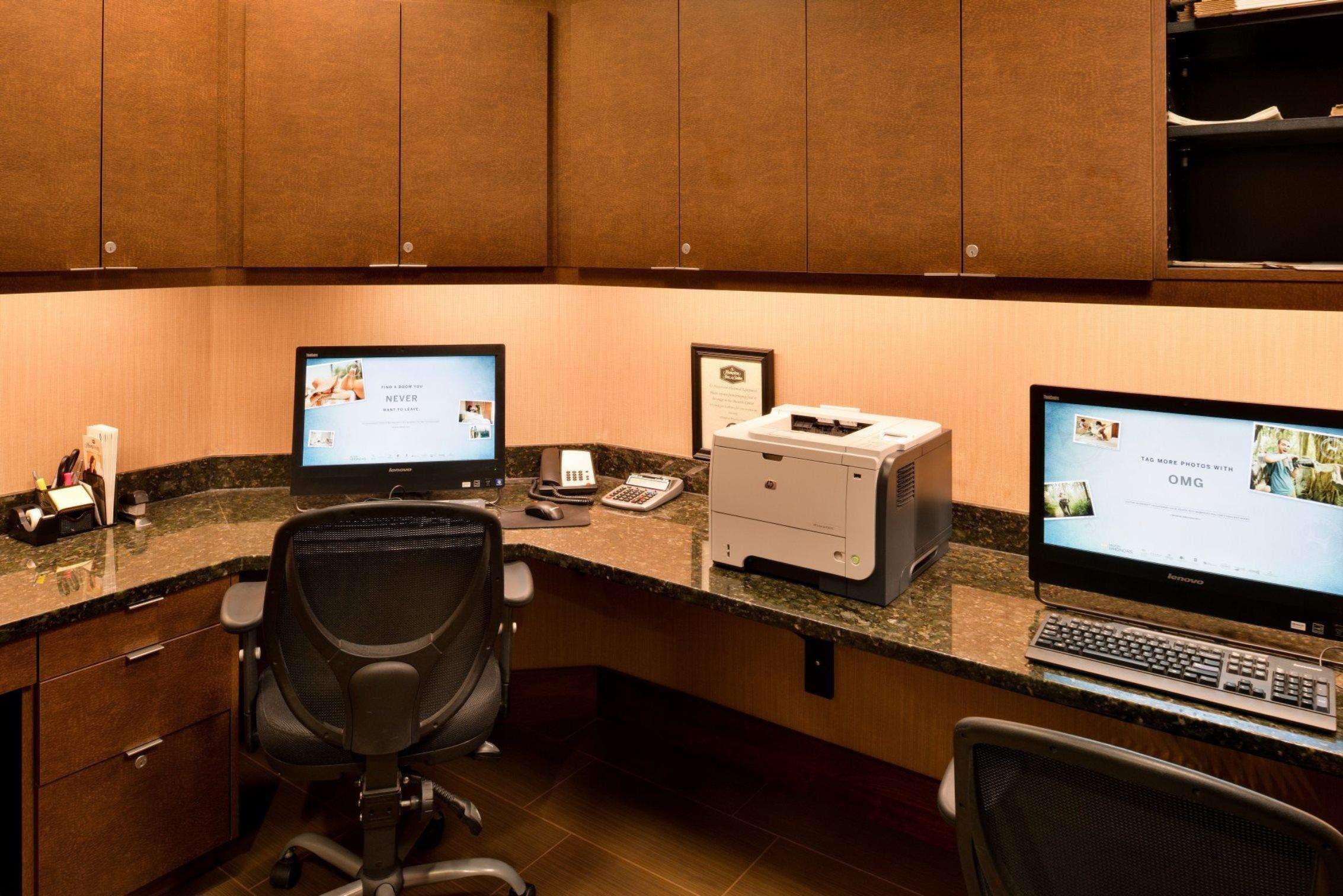 Hampton Inn & Suites Tacoma/Puyallup Bagian luar foto